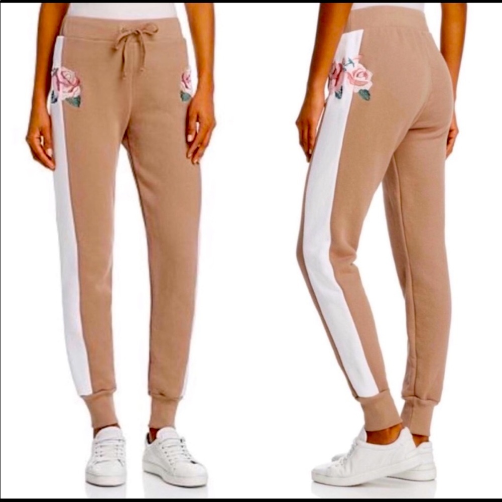 BRAND NEW WITH TAGS WILDFOX TEA ROSE JACK JOGGERS SIZE LARGE